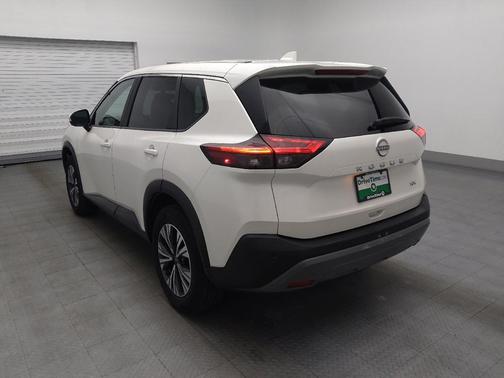 White 2023 Nissan Rogue SV