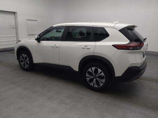 White 2023 Nissan Rogue SV
