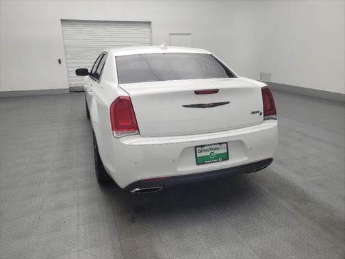 2021 Chrysler 300 S