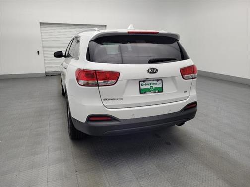 2018 Kia Sorento LX