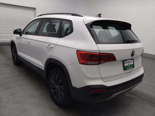 Pure White 2023 Volkswagen Taos 1.5T S