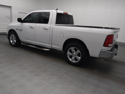 Bright White Clearcoat 2017 RAM 1500 Big Horn