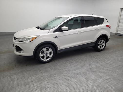 White Platinum Metallic Tri-Coat 2015 Ford Escape SE