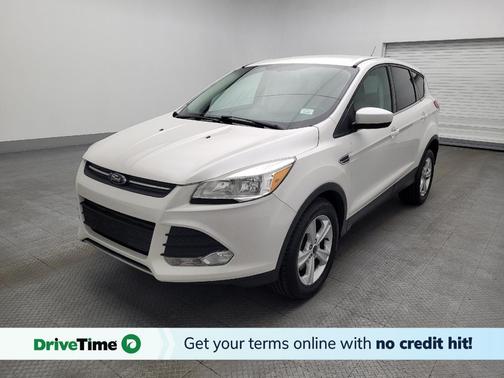 White Platinum Metallic Tri-Coat 2015 Ford Escape SE