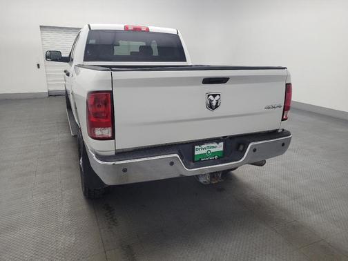 2018 RAM 2500 Tradesman Crew Cab 4x4 6'4' Box