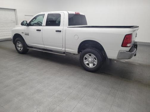2018 RAM 2500 Tradesman Crew Cab 4x4 6'4' Box