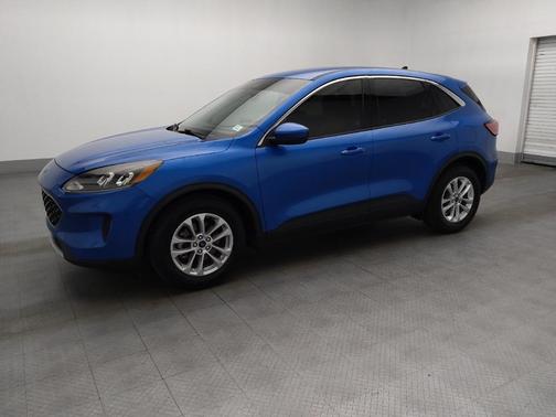 Blue 2020 Ford Escape SE