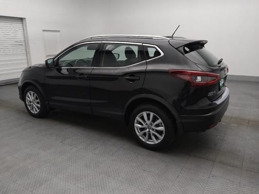 2022 Nissan Rogue Sport SV