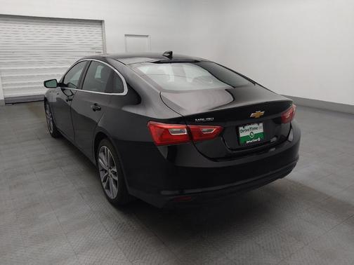 Mosaic Black Metallic 2023 Chevrolet Malibu FWD 1LT