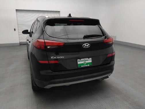 Black Noir Pearl 2019 Hyundai TUCSON SE