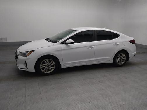 Quartz White Pearl 2019 Hyundai ELANTRA SEL