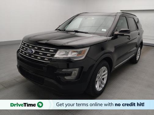 White Platinum Metallic Tri-Coat 2017 Ford Explorer XLT
