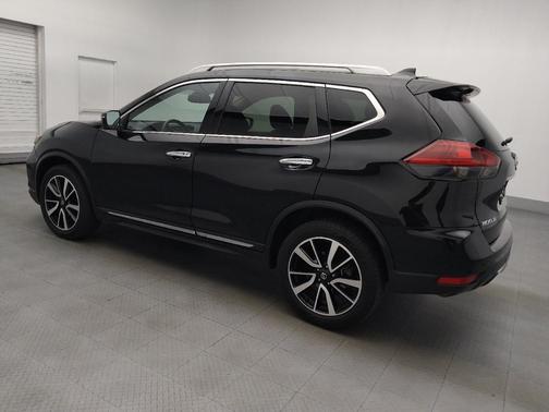 Magnetic Black Pearl 2020 Nissan Rogue SL