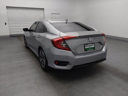 Silver 2018 Honda Civic EX-L