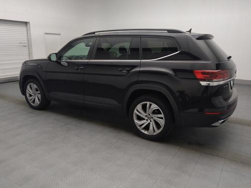 Deep Black Pearl 2021 Volkswagen Atlas 3.6L SE w/Technology