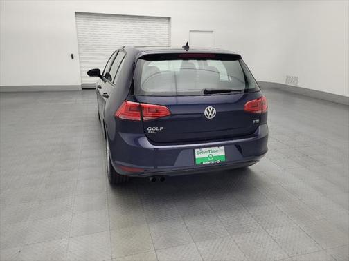 2017 Volkswagen Golf TSI SE 4-Door