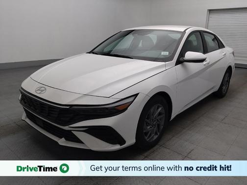 Serenity White 2024 Hyundai ELANTRA SEL