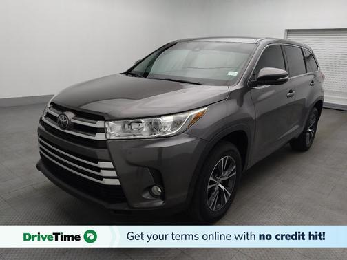 Predawn Gray Mica 2018 Toyota Highlander LE Plus