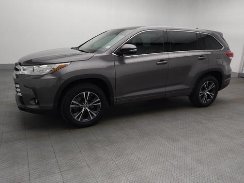 Predawn Gray Mica 2018 Toyota Highlander LE Plus
