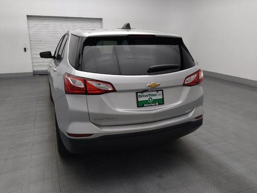 Silver Ice Metallic 2020 Chevrolet Equinox LS