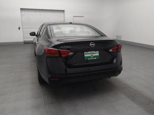 Super Black 2025 Nissan Altima 2.5 SV