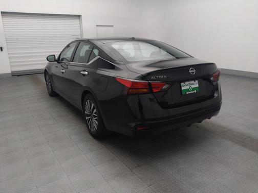 Super Black 2025 Nissan Altima 2.5 SV