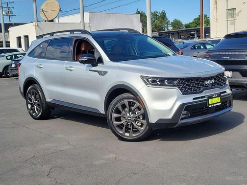 2022 Kia Sorento SX