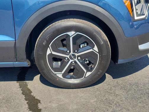 2025 Kia Niro EX
