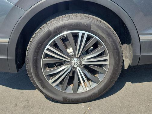 2018 Volkswagen Tiguan 2.0T SEL