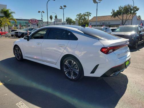 2022 Kia K5 EX