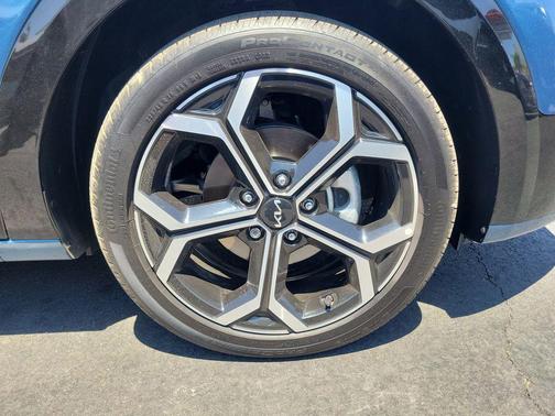 2024 Kia Niro Touring