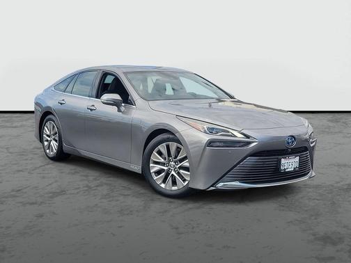 2022 Toyota Mirai Base