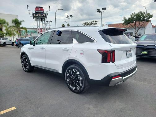 2025 Kia Sorento EX