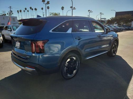 2025 Kia Sorento Hybrid EX