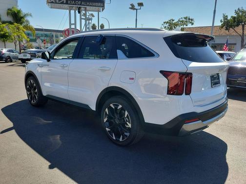 2025 Kia Sorento EX
