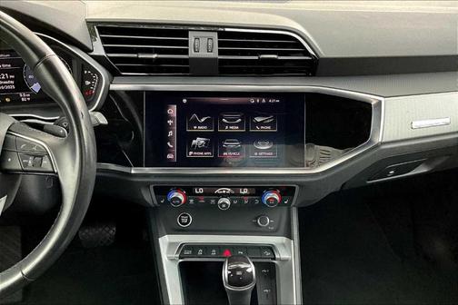 2022 Audi Q3 45 S line Premium