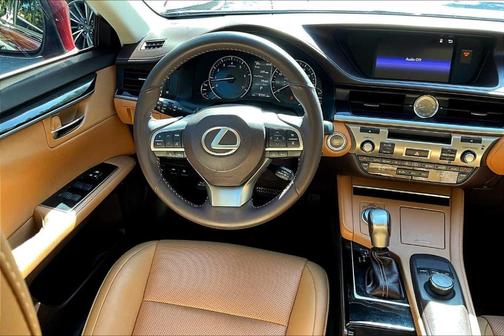 2018 Lexus ES 350 Base