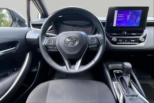 Ice Cap 2024 Toyota Corolla SE