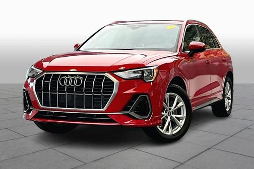 2022 Audi Q3 45 S line Premium