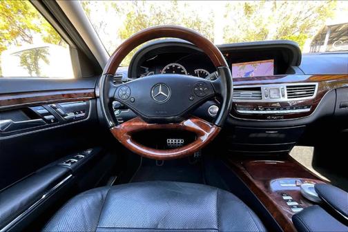 2012 Mercedes-Benz S-Class S 550 4MATIC