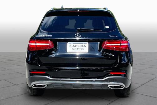 Black 2017 Mercedes-Benz GLC 300 Base 4MATIC