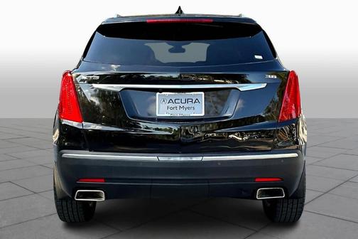 2017 Cadillac XT5 Base