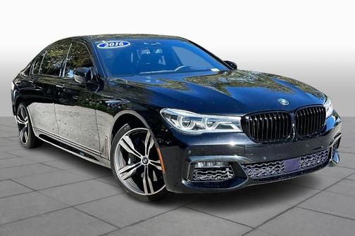 2016 BMW 750 i xDrive