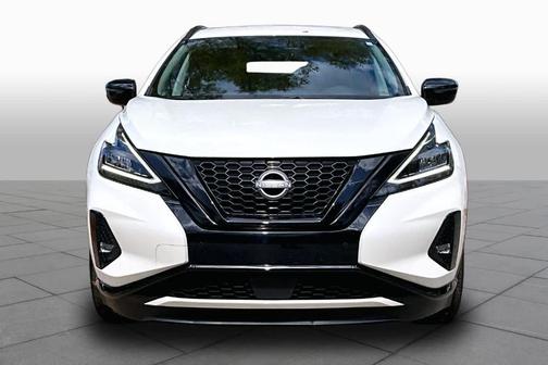 White 2024 Nissan Murano SV