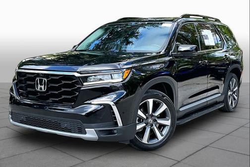 Crystal Black Pearl 2023 Honda Pilot Elite