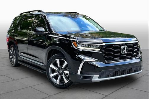 Crystal Black Pearl 2023 Honda Pilot Elite