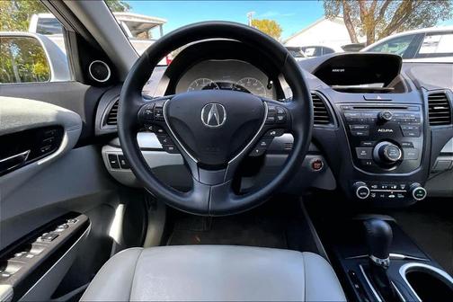 Lunar Silver Metallic 2017 Acura RDX