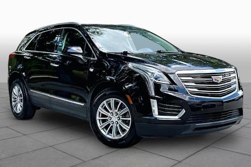 Stellar Black Metallic 2017 Cadillac XT5 Luxury