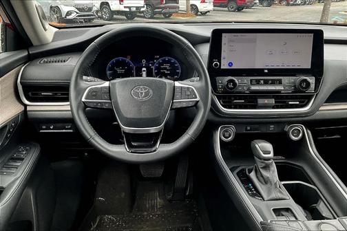 2024 Toyota Grand Highlander LIMITED