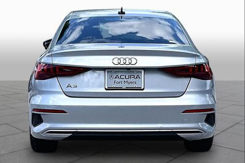 Florett Silver Metallic 2022 Audi A3 Premium